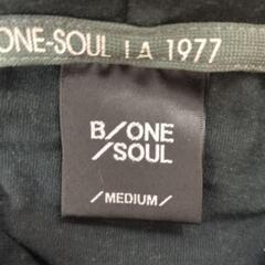ビーワンソウル B-ONE-SOUL パーカー 半袖 Tシャツ　サイズMの画像