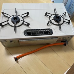 美品LPガス用コンロ　ホース、留め金具付きの画像