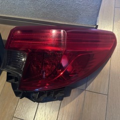 マークX 純正テールレンズ の画像