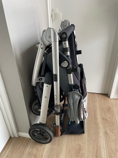 UPPAbaby Cruz ベビーカー