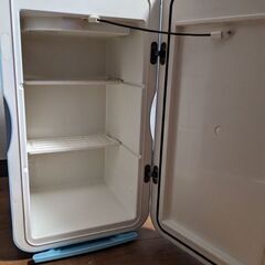Dometic ２電源式小型保冷庫の画像