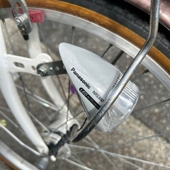 22インチ　ホワイト　自転車（10回しか乗ってません）の画像