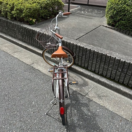 22インチ　ホワイト　自転車（10回しか乗ってません）