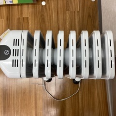 【取りに来られる方限定！！】DeLonghi オイルヒーターの画像