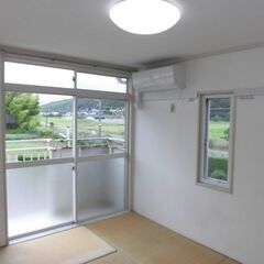 二階建て２ＤＫアパートの二階の部屋 − 千葉県
