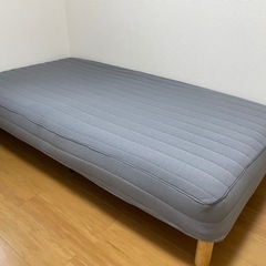 ベッド　　