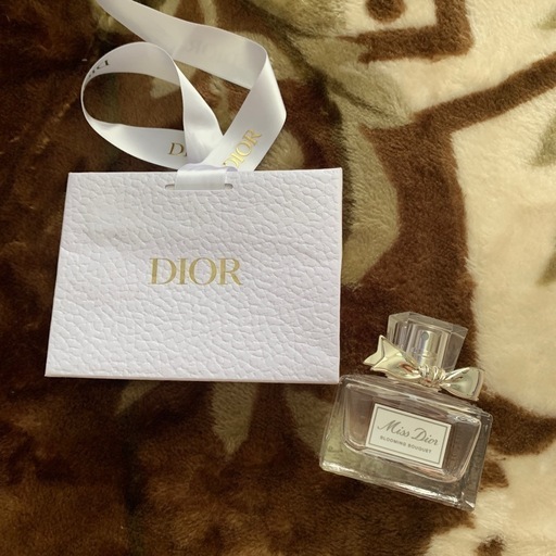 DIOR 香水　ギフト袋付き