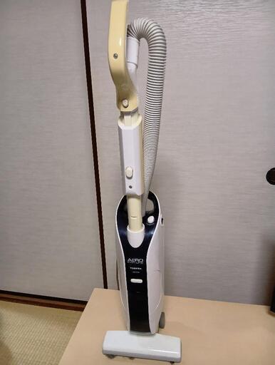 TOSHIBA 掃除機　スティッククリーナー