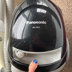 【お引き取り決定】パナソニック掃除機　紙パック式の画像