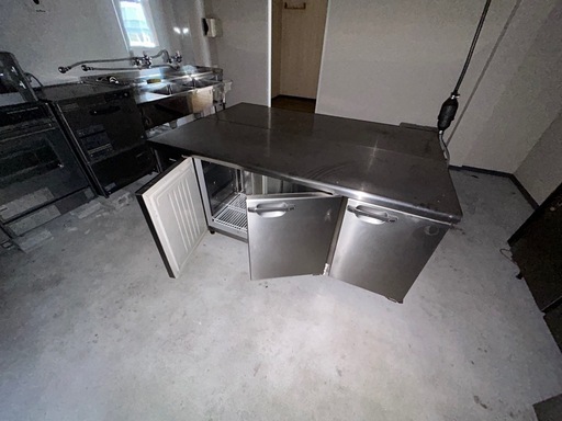 ホシザキテーブル型冷蔵庫