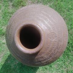 いい感じの壺の画像
