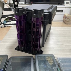 ［お取引き完了］タックルボックス　と　ルアーケースの画像