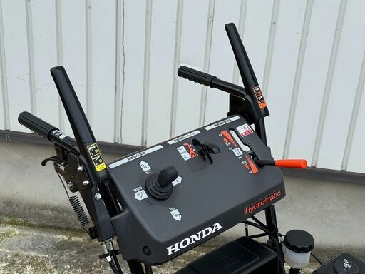 売れました】・上越市 除雪機 ホンダ HSS760n【超美品】・