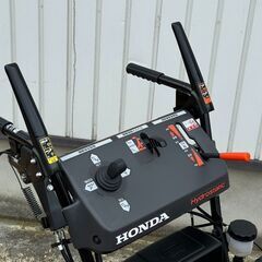 【売れました】・上越市　除雪機　ホンダ　ＨＳＳ７６０ｎ【超美品】・