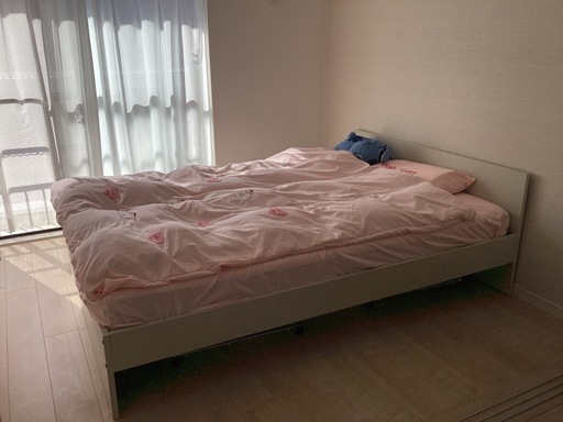 IKea ダブルベット　マットレス付き