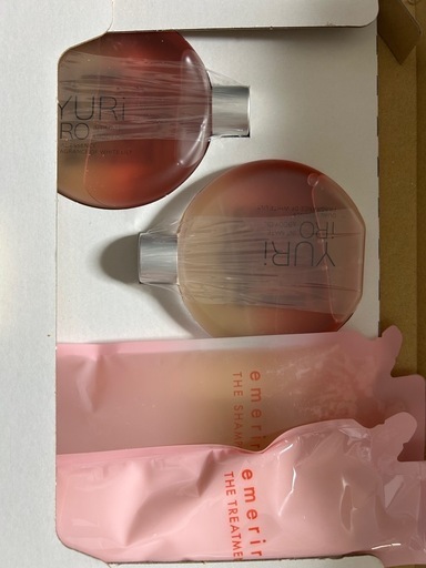 ユリイロボディーオイル