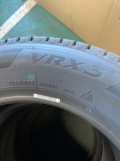 2021年製ブリジストンVRX3未使用品ラベル付き