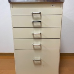 キッチンチェスト