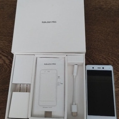 Rakuten Mini スマートフォン 本体 ホワイト 充電器