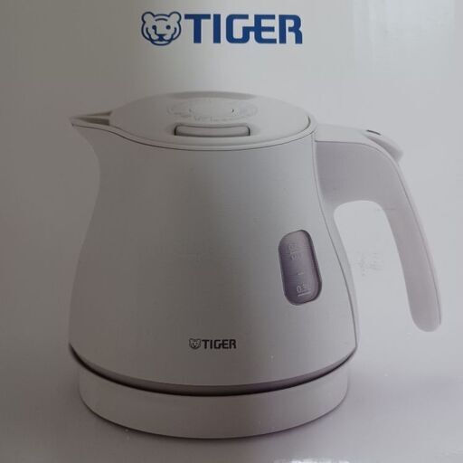 未使用　ポット　TIGER　　0.6　マットホワイト　pcm-A060