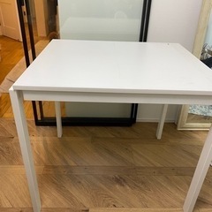 お値下げ！IKEA 白テーブル　家具 机