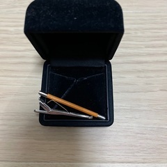 新品  ネクタイピンの画像