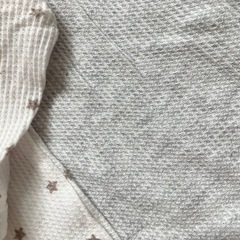 80 薄手ワッフル生地 くすみカラー 長袖ボディスーツ 3枚セットの画像