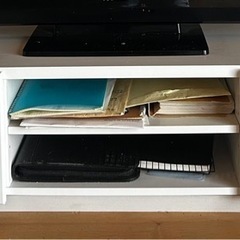 テレビスタンド