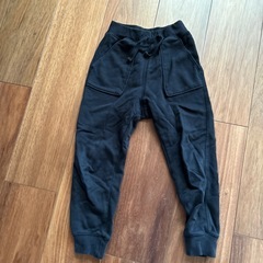 GUスウェットパンツ　黒　120