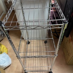 スチールラック（お話し中の画像
