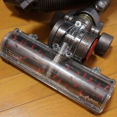 昔のダイソンの掃除機 自宅まで取りに来て頂ける方にお譲りしますの画像