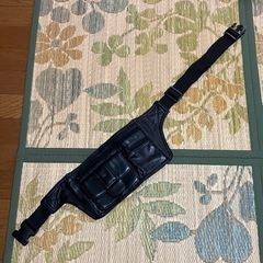 （決まりました）ウエストポーチ（ブラック）/ウエストバッグ/押し...