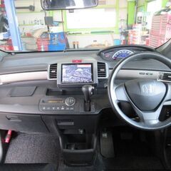 【自社ローン】ホンダ　フリード　★保証人なしプランございます★の画像