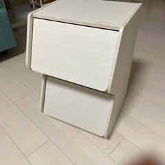 カラーボックス２つ