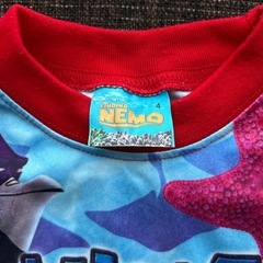 日本未発売ディズニー⭐︎ファインディングニモTシャツの画像