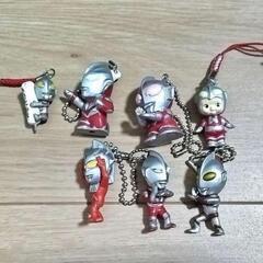 ウルトラマン ディアゴスティーニ&ソフビ&キーホルダー&バッジセットの画像