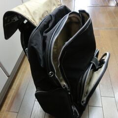 キャリーバッグ　リュックサックの画像