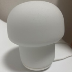 IKEA テーブルランプの画像