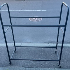 タイヤラック