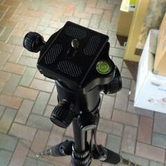 QZSD ポータブル三脚 QZSD-666 雲台 QZSD-02 セット 収納袋付き 最大156cm カメラ器具 札幌市 新道東店の画像