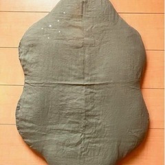 サンデシカ sandesica ベビー 抱っこ布団の画像