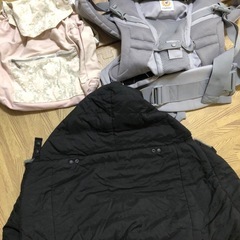エルゴベビーのメッシュ抱っこ紐・ベビーホッパー2way防寒ケープ