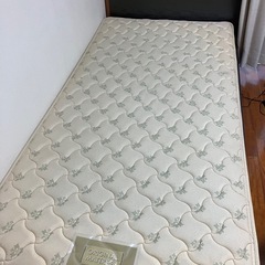 シングルベッド