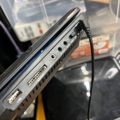 ポータブルDVDプレーヤー　リモコン付きの画像