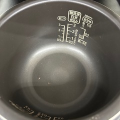 【ドリーム川西店御来店限定】アイリス　3合炊き炊飯器  KRC- IB30B／クリーニング済み 【2002119255600392】の画像