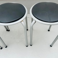 パイプ椅子　4個セットの画像