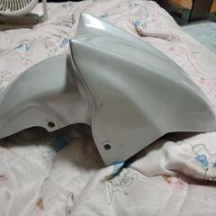 YAMAHA　シグナスX　1～3型フロントフェンダーCOLOR:パールホワイト未使用品！の画像