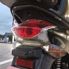 ホンダ PCX125 (JF28後期) ZORROルーフ/ボックス付　多走行で快調　ﾏﾒなｵｲﾙ交換にZOILの画像