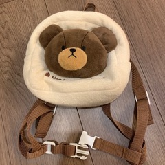 幼児用のクマのリュックの画像