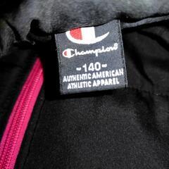 チャンピオン　ダウンベスト　１４０の画像